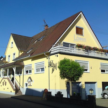 Hotel Landgasthaus Löwen mit Gästehaus Holzhausen  Exterior foto