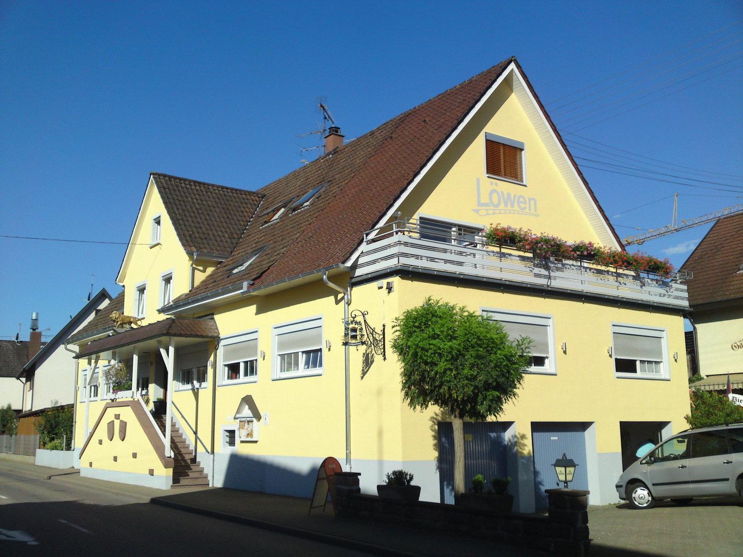 Hotel Landgasthaus Löwen mit Gästehaus Holzhausen  Exterior foto